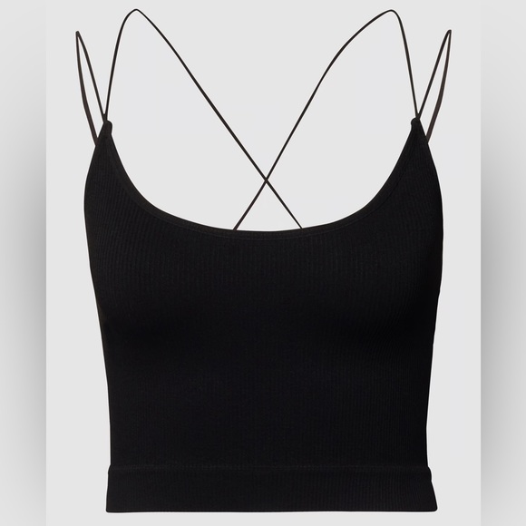 UO BDG Strappy Cropped Tank Top - Picture 3 of 6